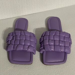 braided, flat sandals. Size 38/7